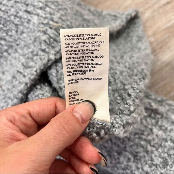 Free people BFF sweater in gray oversized cowl neck women’s size‎ S - Picture 3 of 7